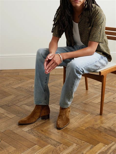 Wyatt chelsea boots in suede 